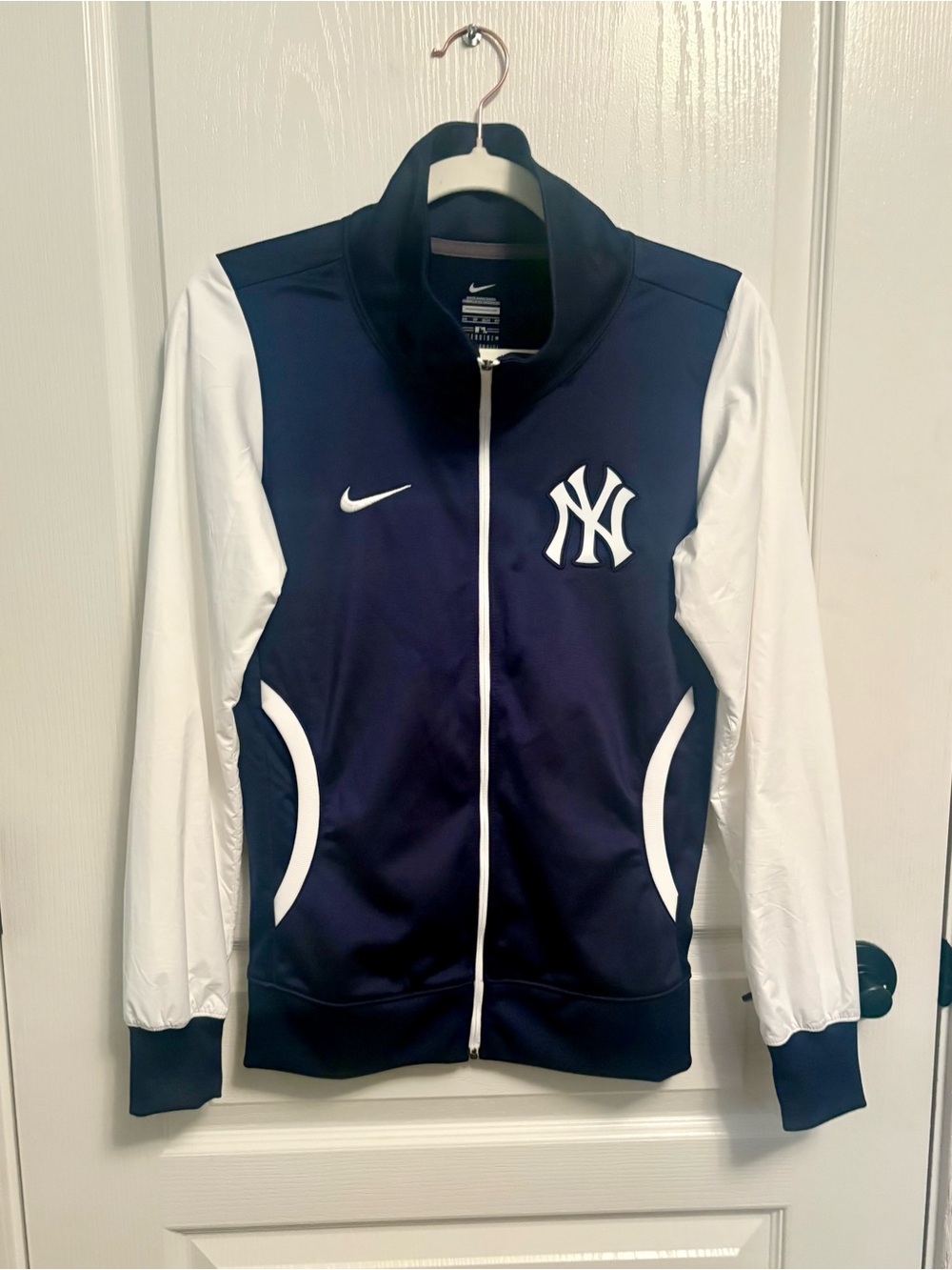 Nike New York Yankees Full Zip Track Jacket